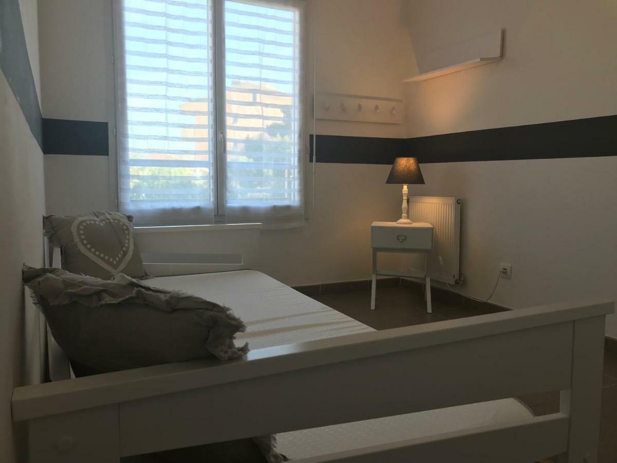 Appart' Au Port Leilighet Fréjus Eksteriør bilde